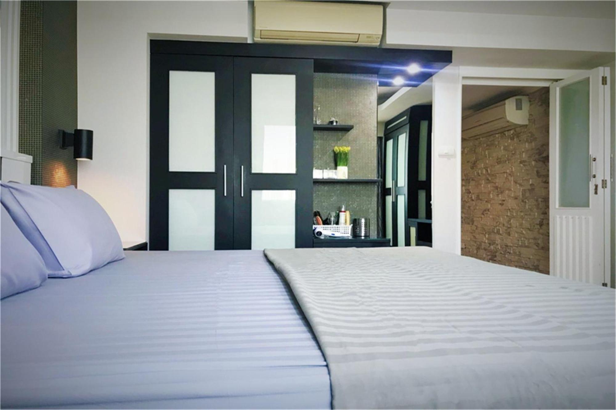 Апартаменти Hua Hin First - Happy Rent Номер фото