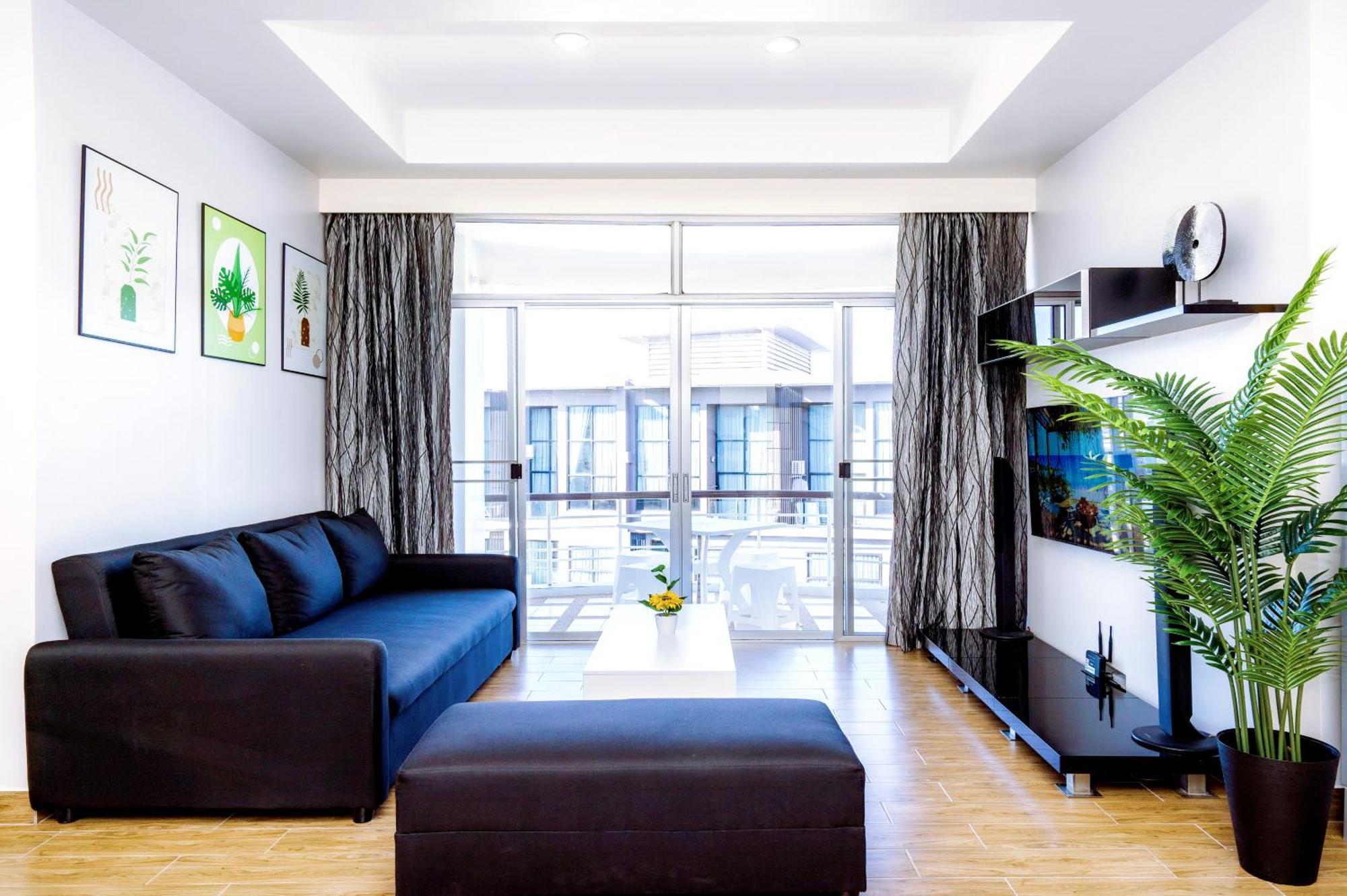 Апартаменти Hua Hin First - Happy Rent Номер фото