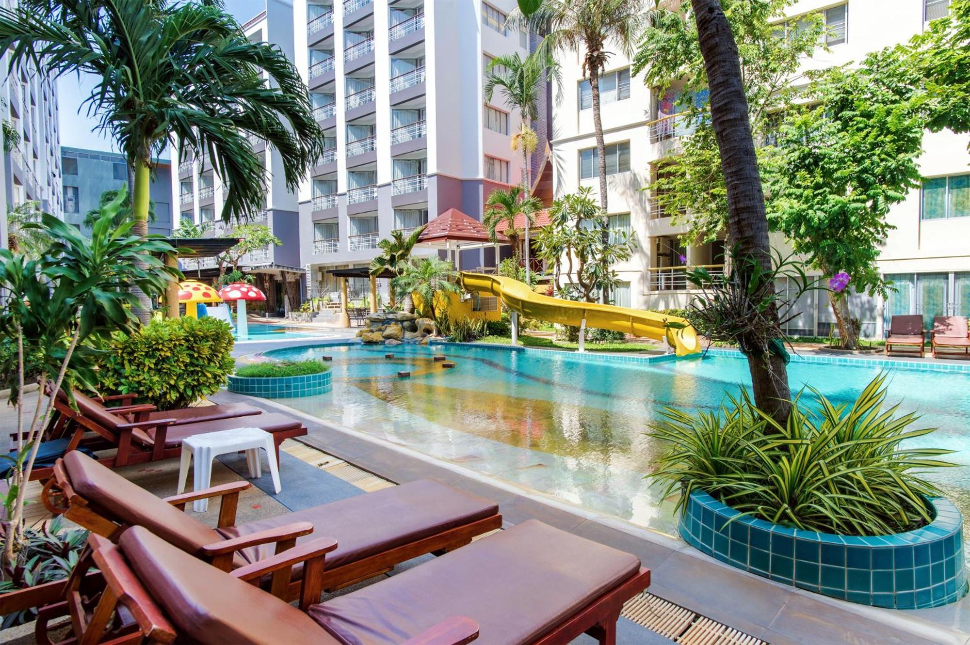Апартаменти Hua Hin First - Happy Rent Екстер'єр фото