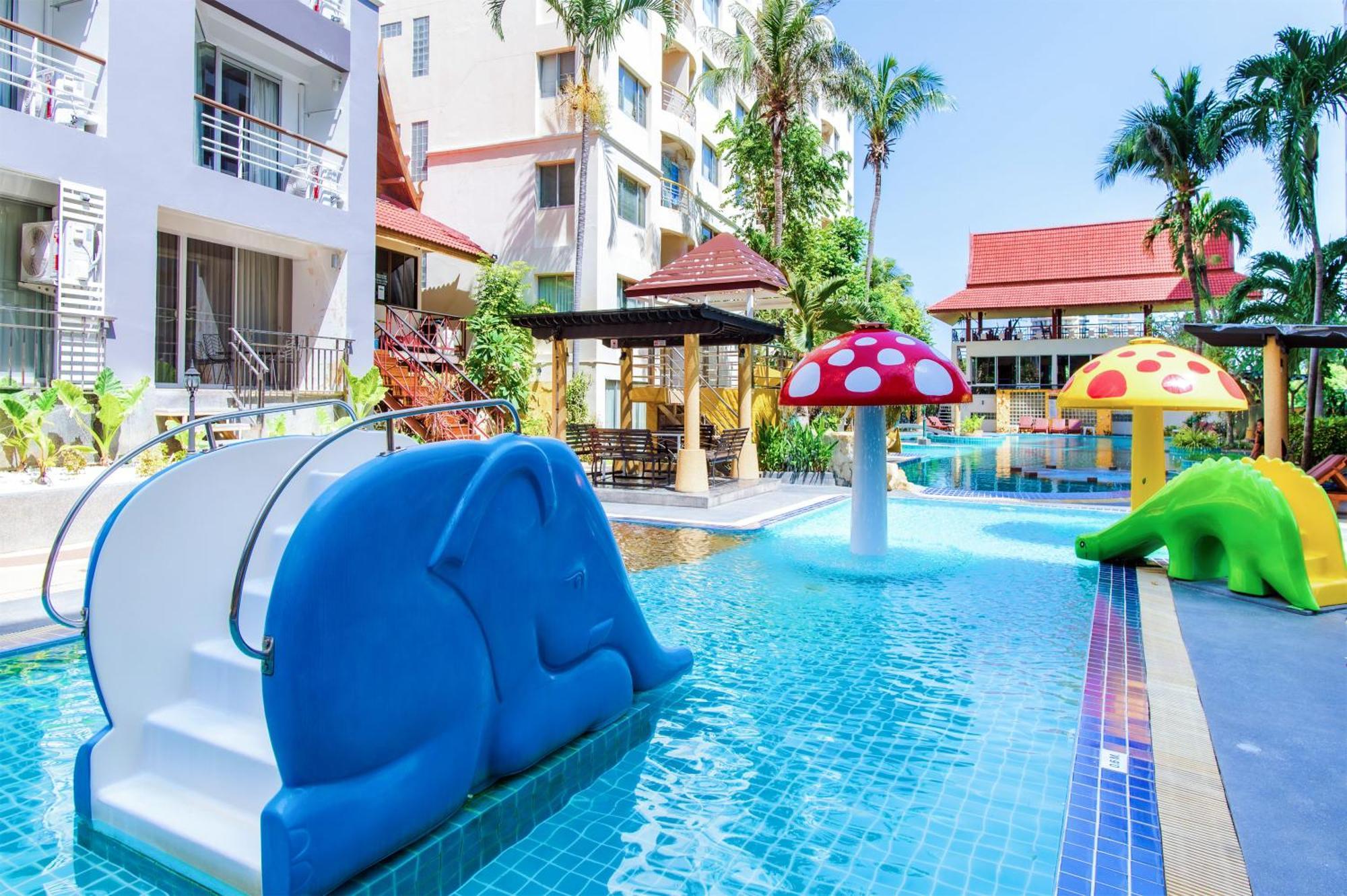 Апартаменти Hua Hin First - Happy Rent Екстер'єр фото