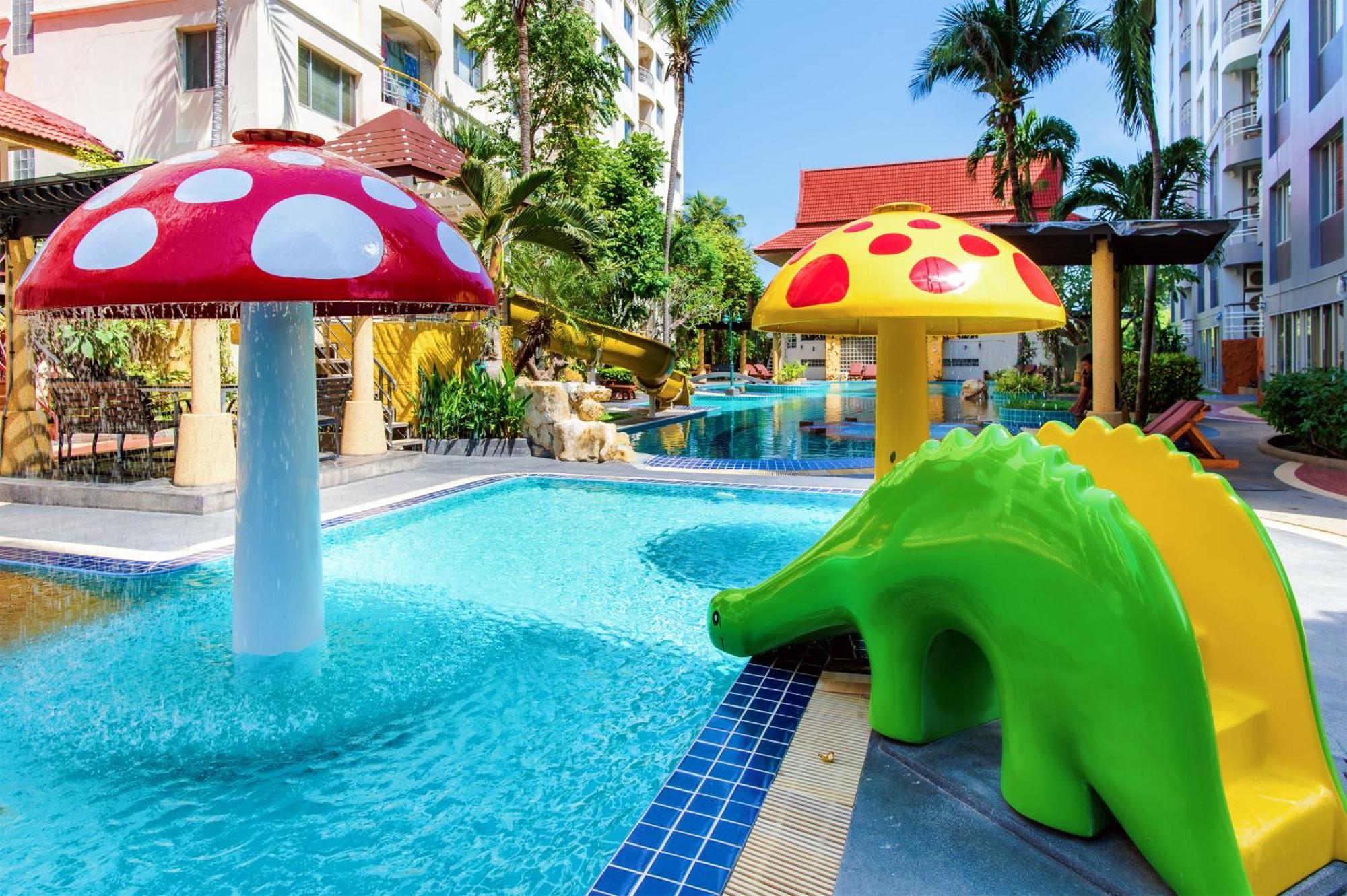 Апартаменти Hua Hin First - Happy Rent Номер фото